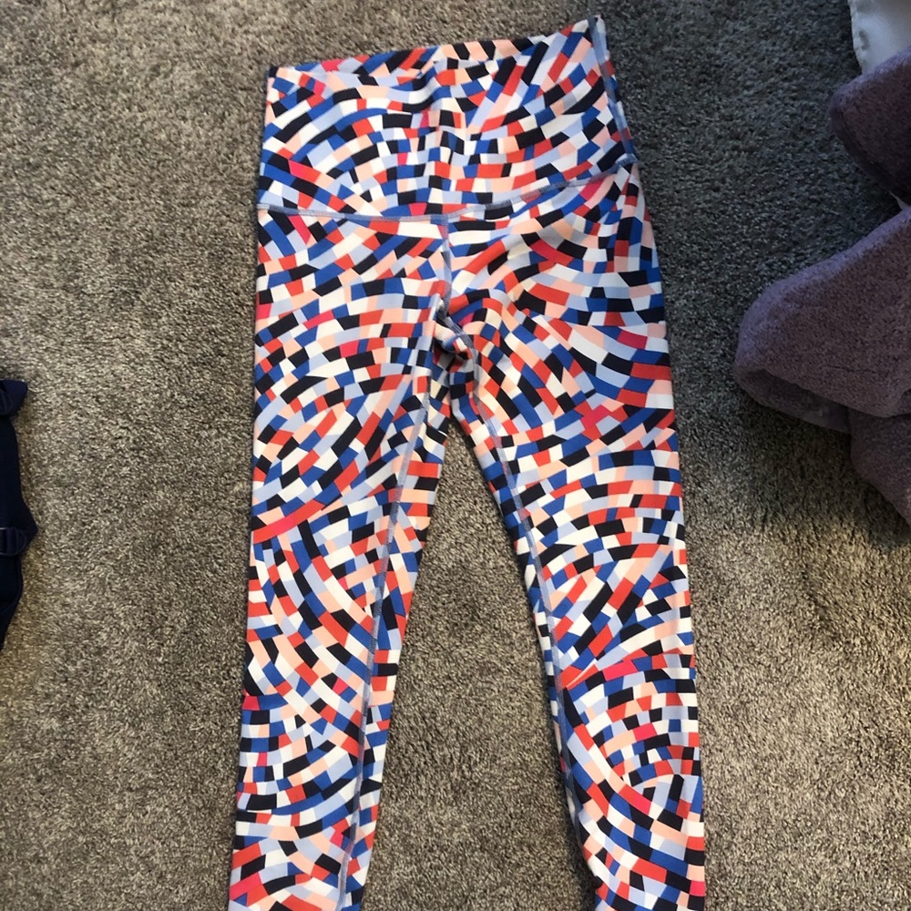 Size 8 Lululemon wunder unders